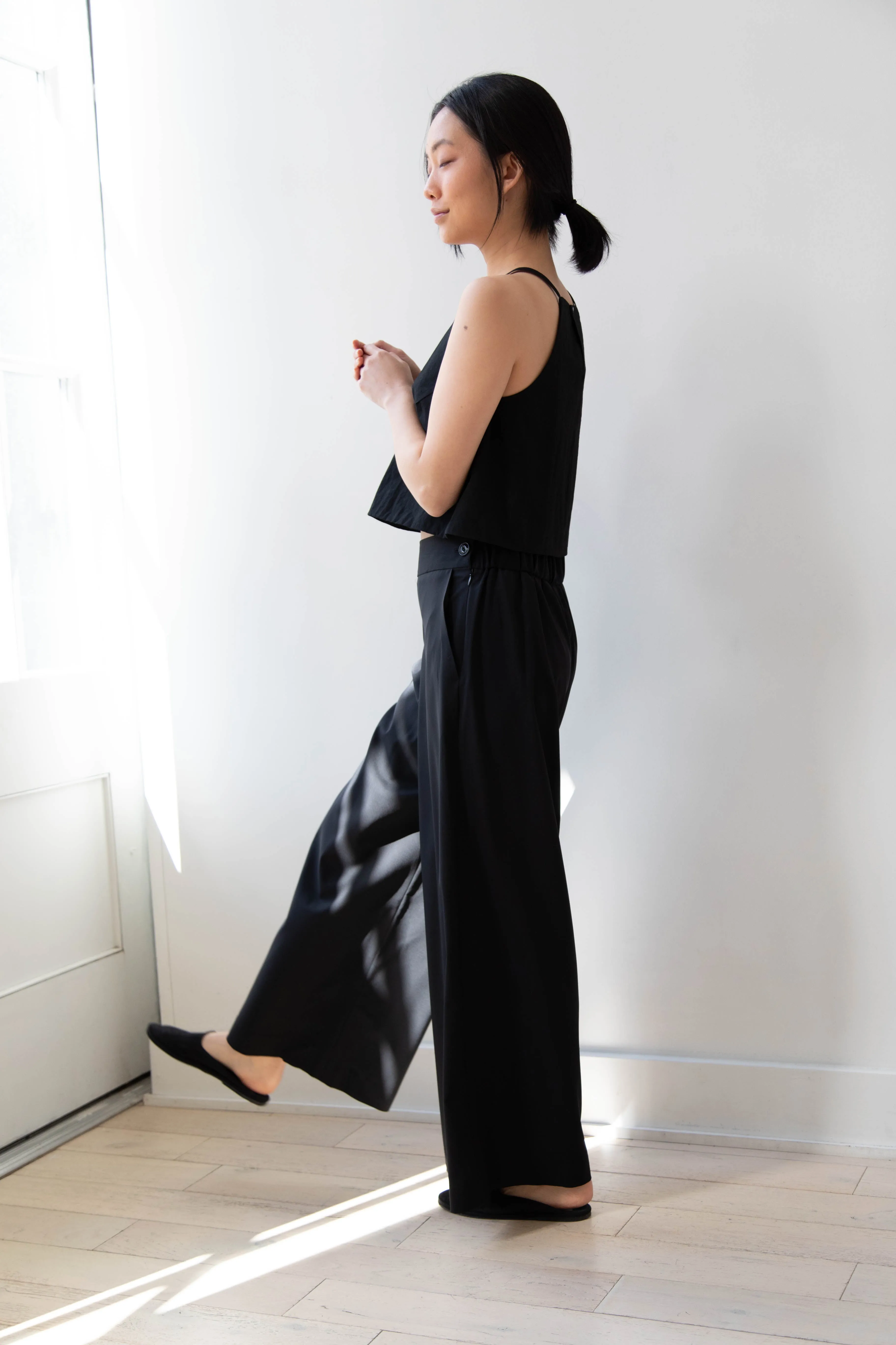 Arts & Science | Back Gum Tuck Culottes in Black