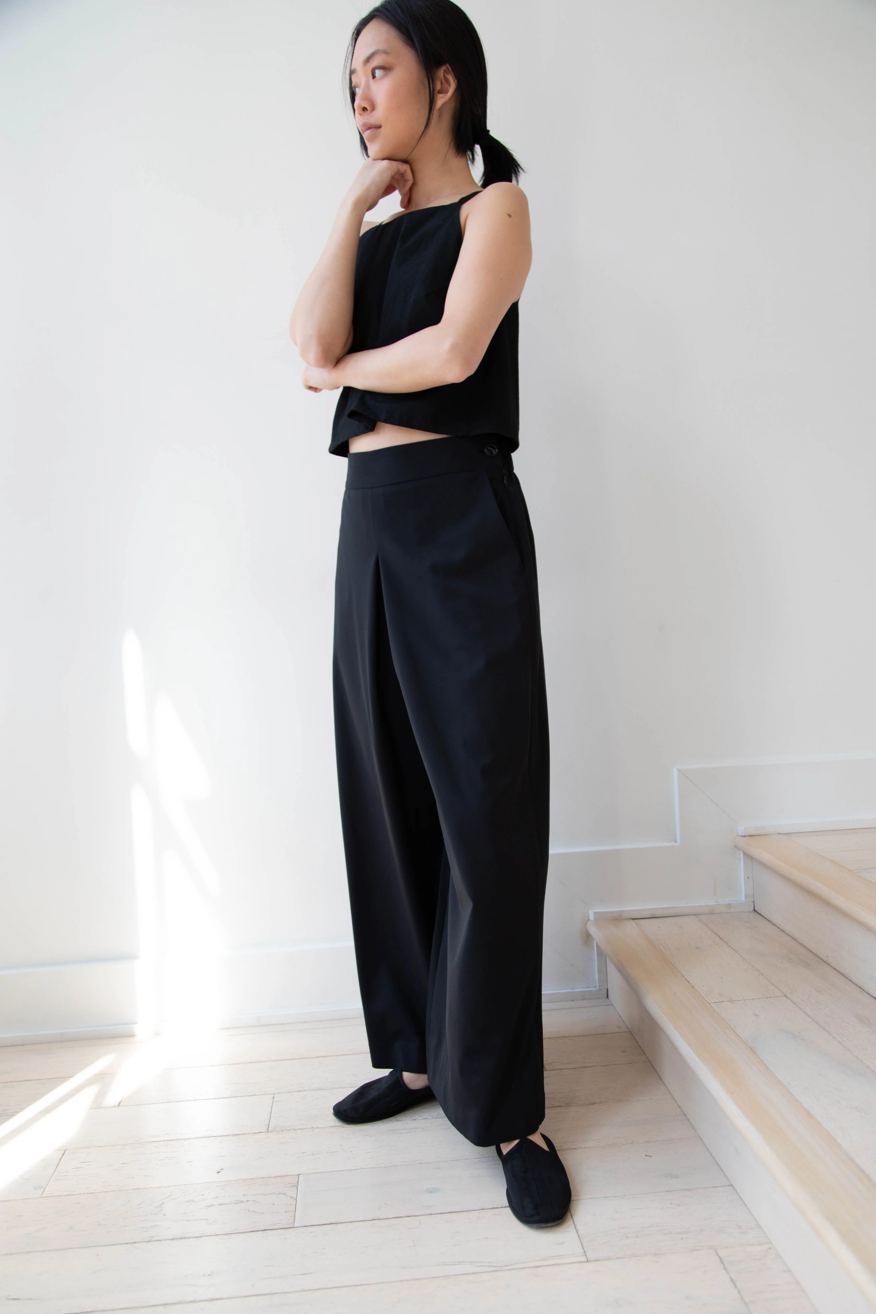 Arts & Science | Back Gum Tuck Culottes in Black