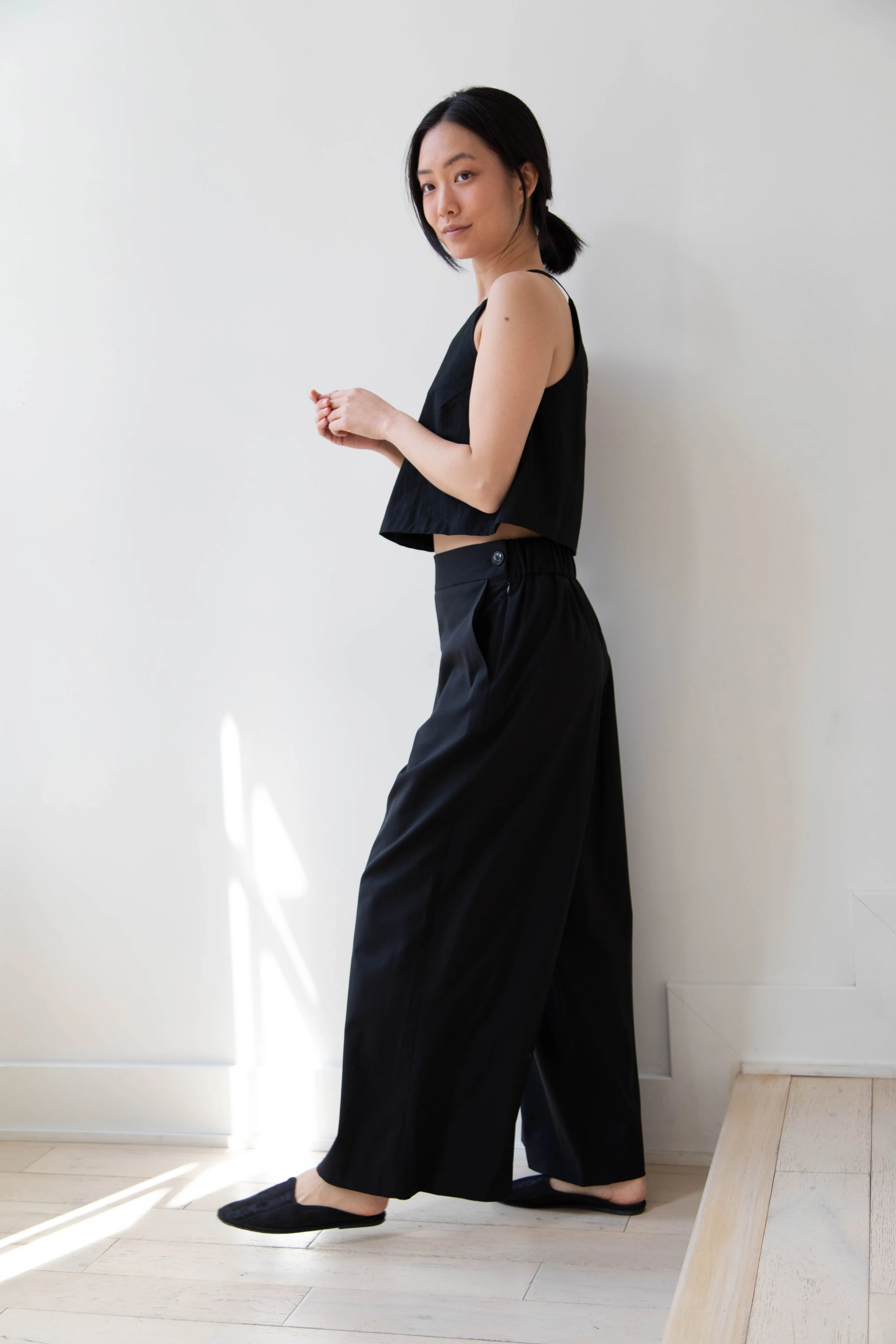 Arts & Science | Back Gum Tuck Culottes in Black