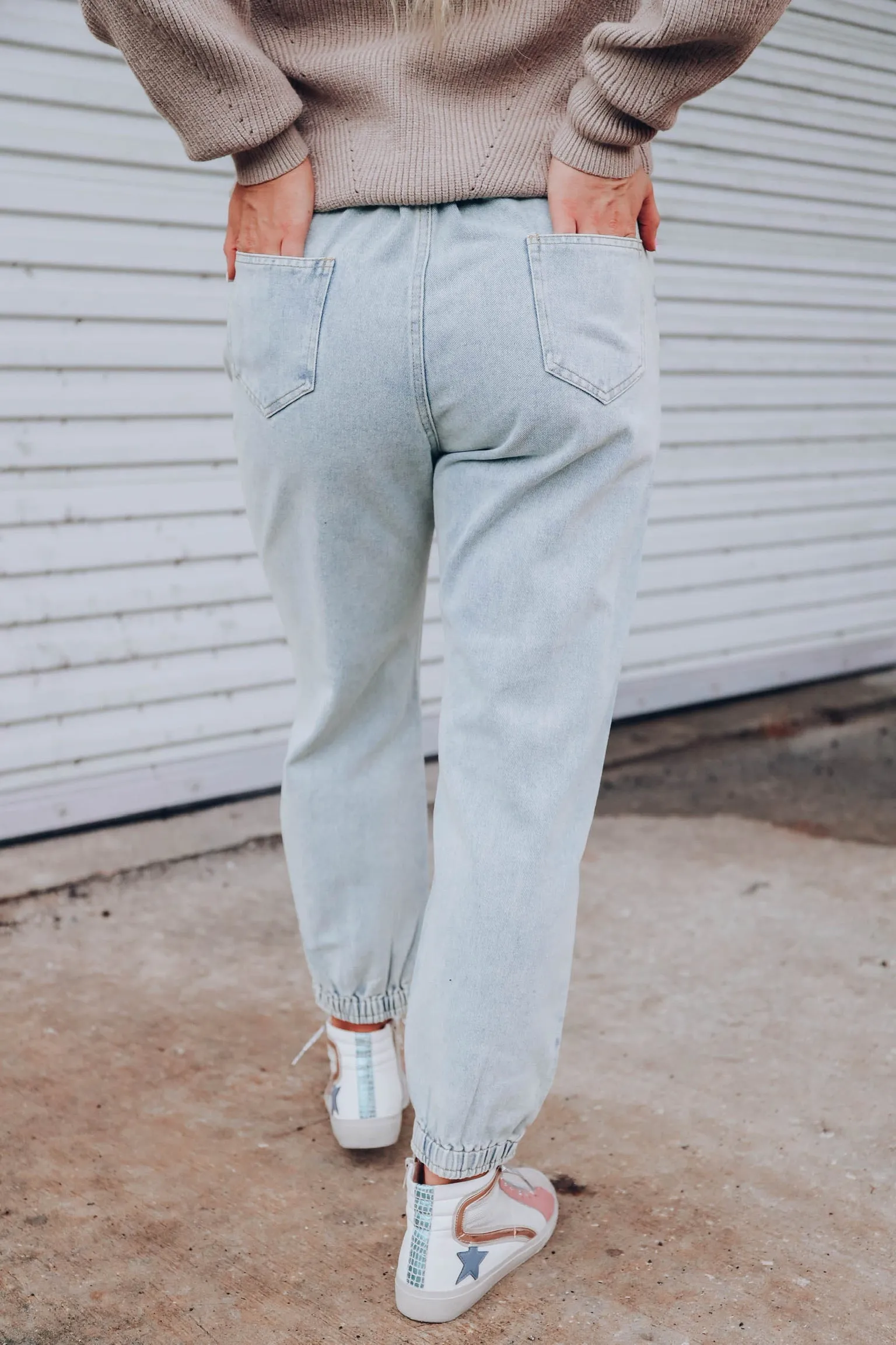 Connor Distressed Jean Joggers - Light