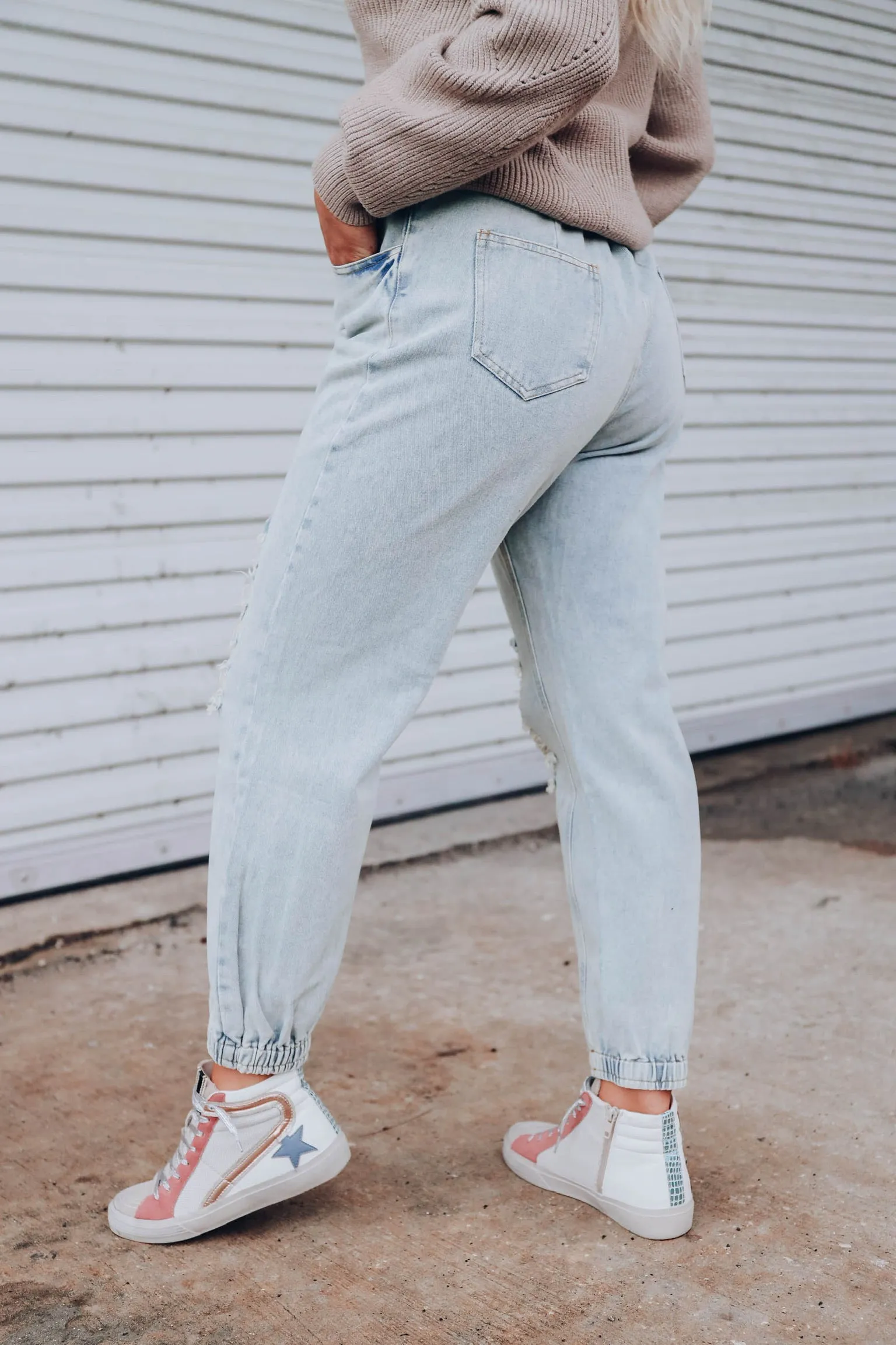 Connor Distressed Jean Joggers - Light