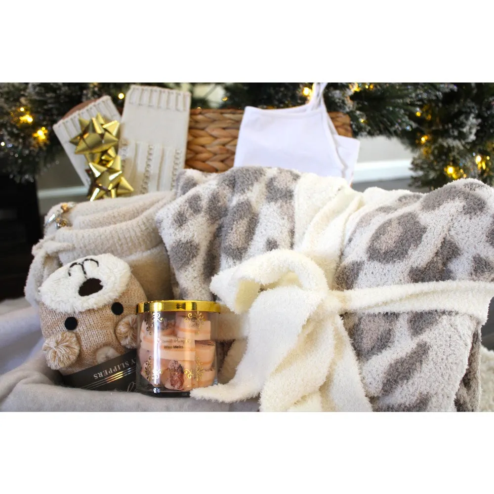 Cozy Wonderland Gift Box (Limited Edition)