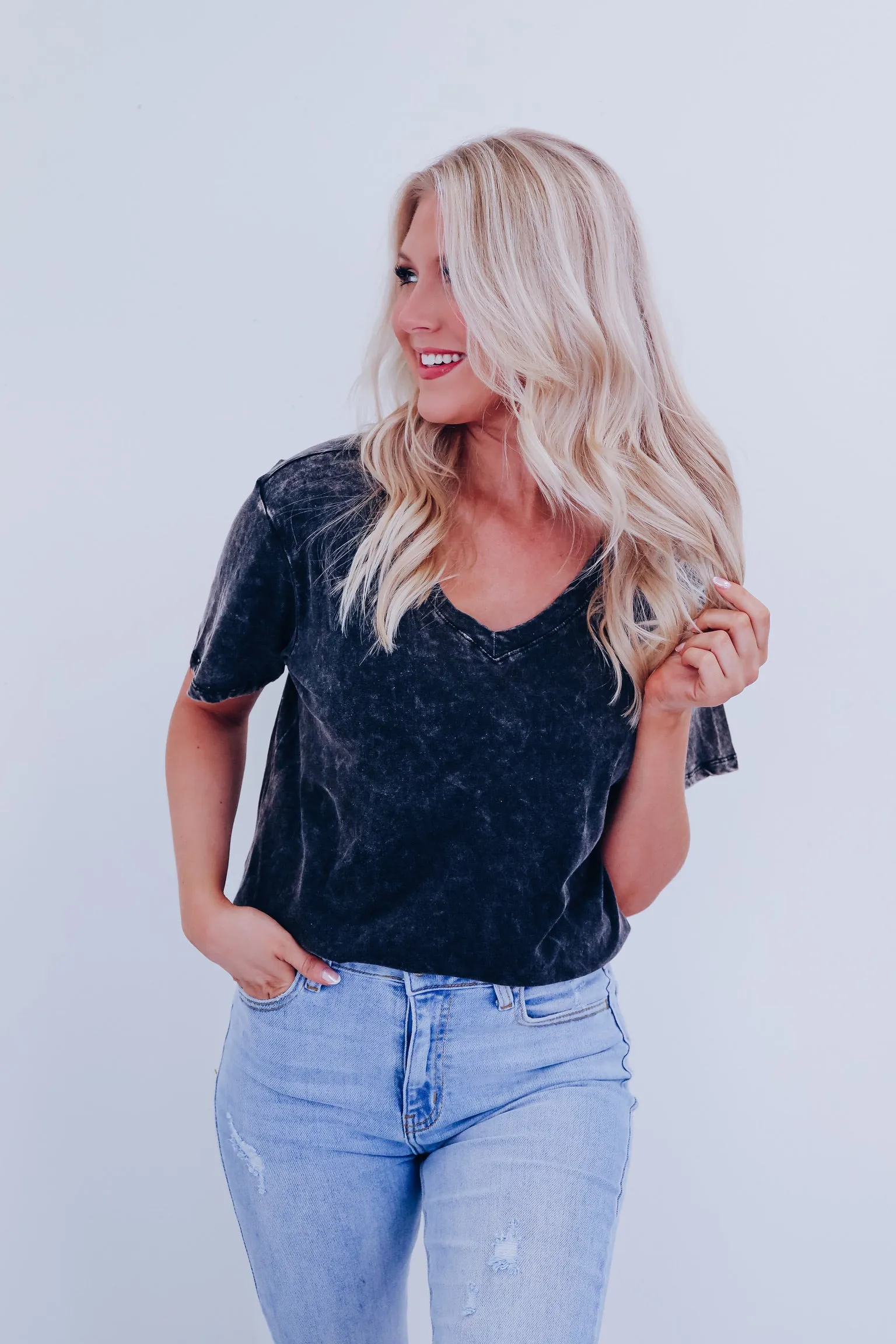 Evie V-neck Acid Washed Top - Black