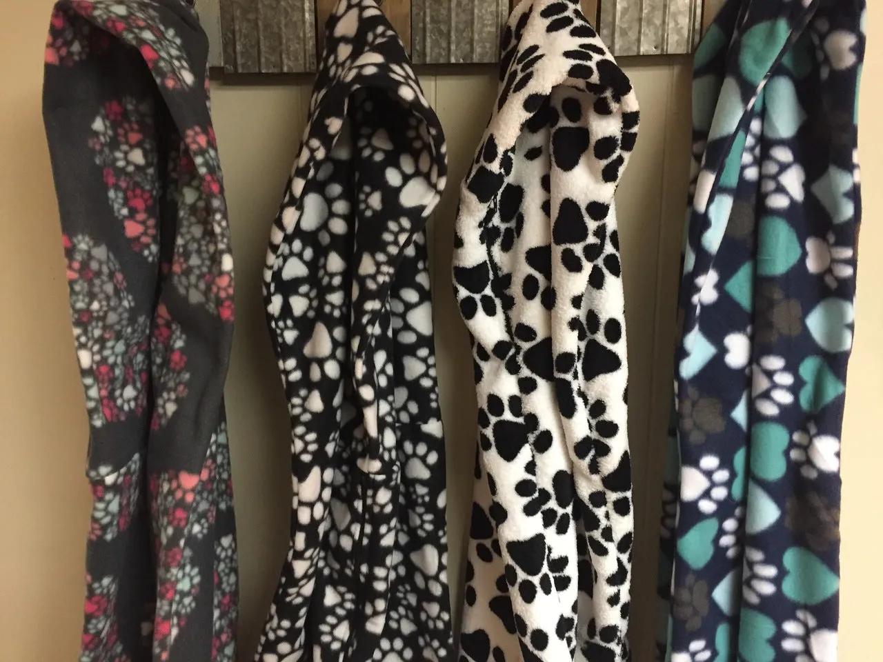 Harford Co. Handmade Pawprint Infinity Scarf w Zipper