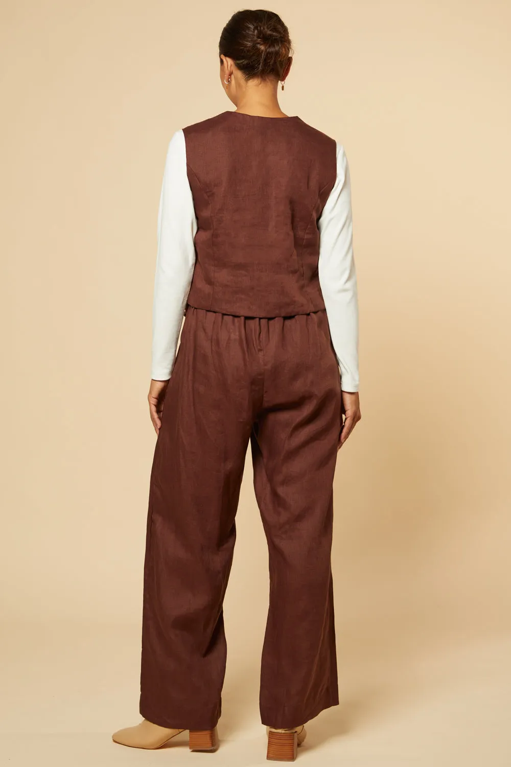 Linen Waist Coat in Raisin