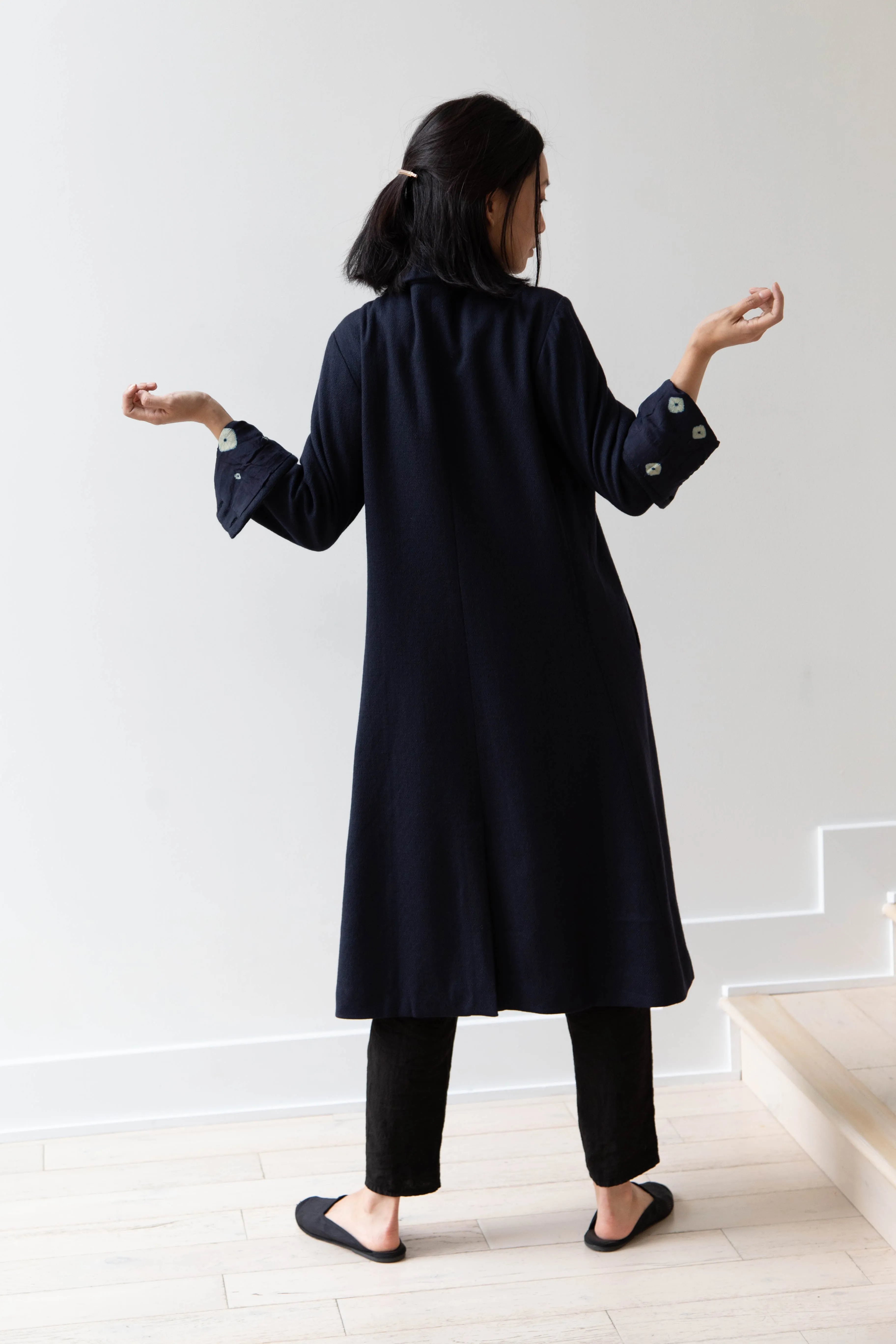 Maku | Dolni Coat in Indigo Wool