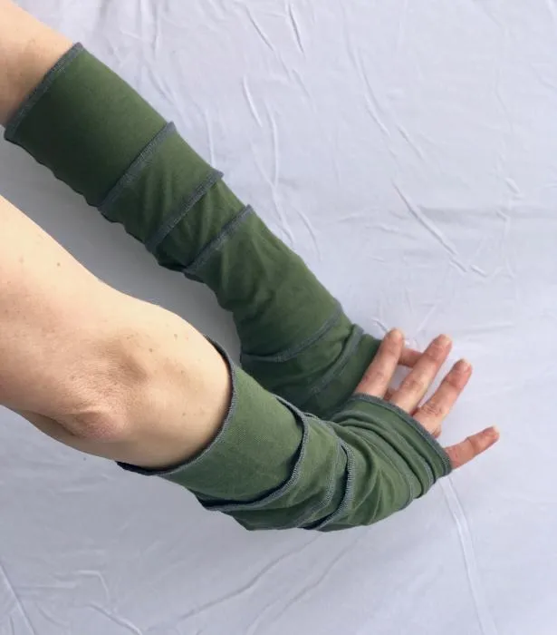 Moss Green with Grey Arm Warmers