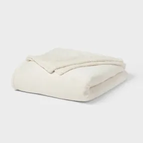 New - Full/Queen Ultra Plush Blanket Ivory - Threshold