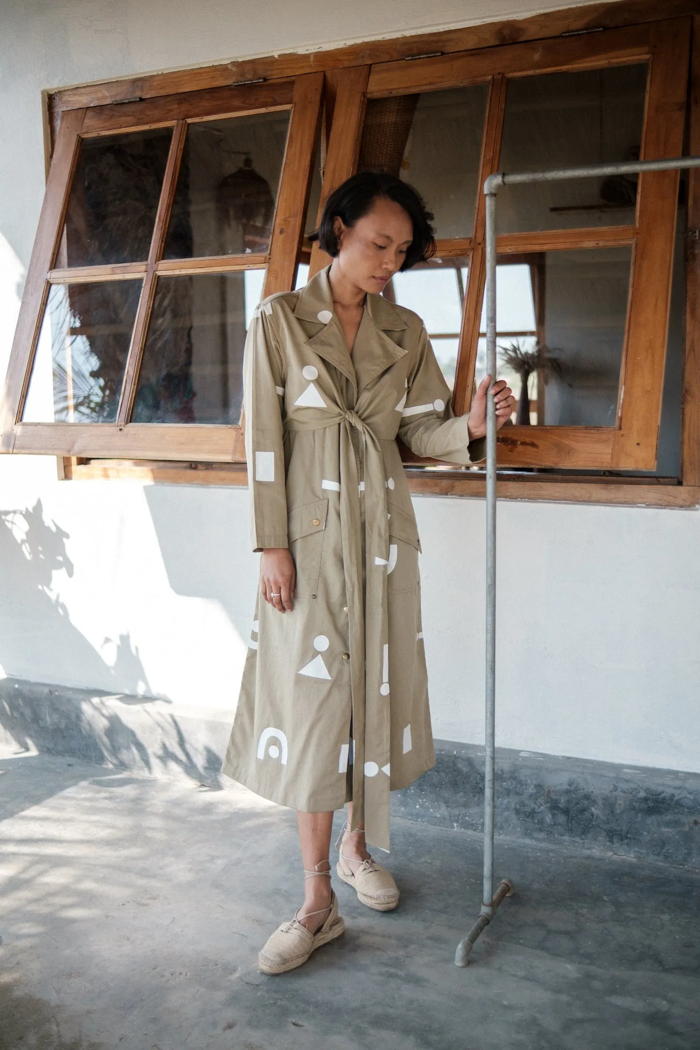 The Terra Tribe Khaki Triangle Printed Copenhagen Trench